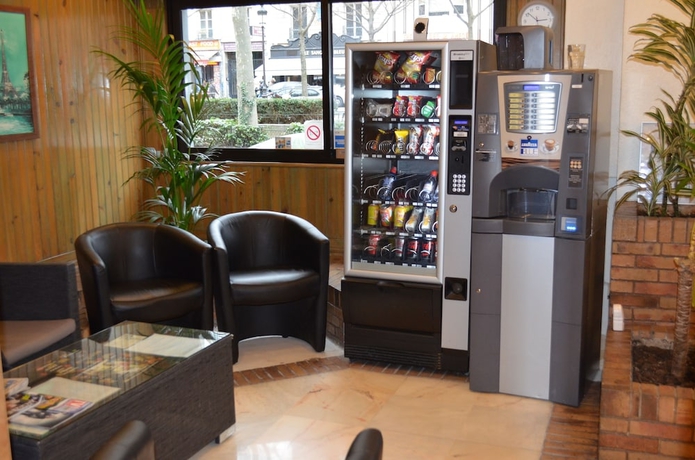 Imagen de los interiores del Hotel Beauquartier Montmartre. Foto 19