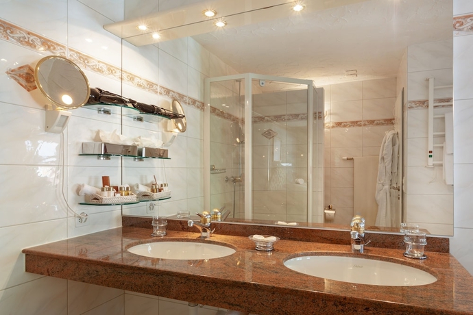 Imagen de la habitación del Hotel Beau-rivage. Foto 2