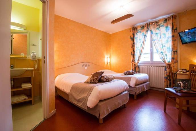 Imagen de la habitación del Hotel Beausejour, Le Beage. Foto 9