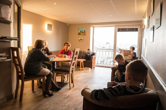 Imagen de la habitación del Hotel Beausejour, Le Beage. Foto 10