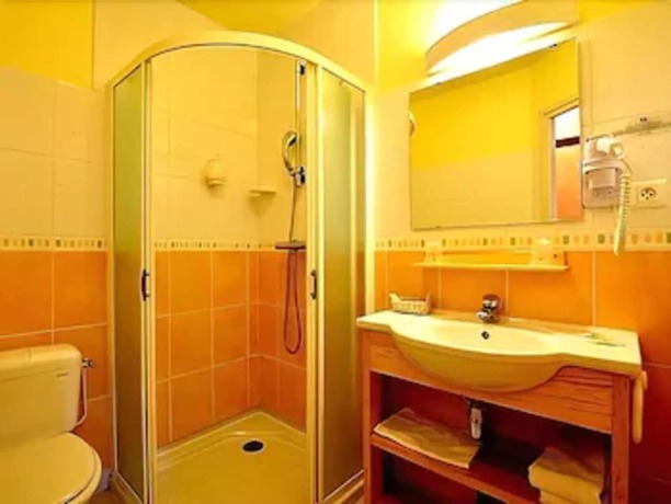 Imagen de la habitación del Hotel Beausejour, Le Beage. Foto 12