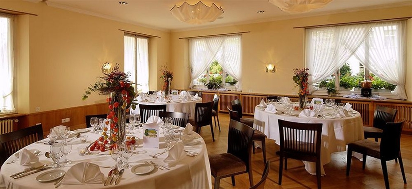 Imagen del bar/restaurante del Hotel Beausite, INTERLAKEN. Foto 4