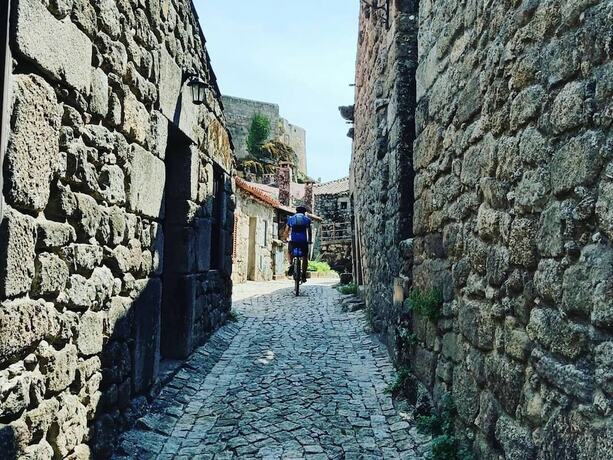 Imagen general del Hotel Beautiful 10-bed Cottage in Celorico With Pool. Foto 14