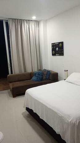 Imagen general del Hotel Beautiful Laguna Club Resort apartment. Foto 4