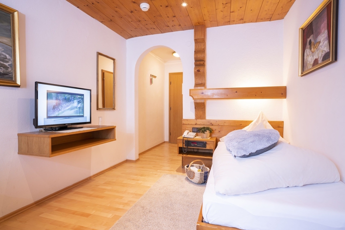 Imagen de la habitación del Hotel Beauty and Wellness Tirolerhof. Foto 4