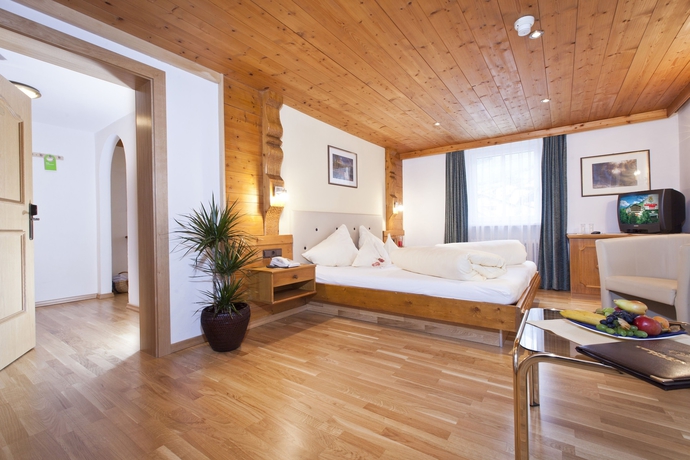 Imagen de la habitación del Hotel Beauty and Wellness Tirolerhof. Foto 13