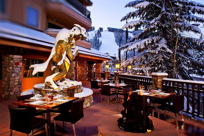 Imagen del bar/restaurante del Hotel Beaver Creek Lodge, Autograph Collection. Foto 4