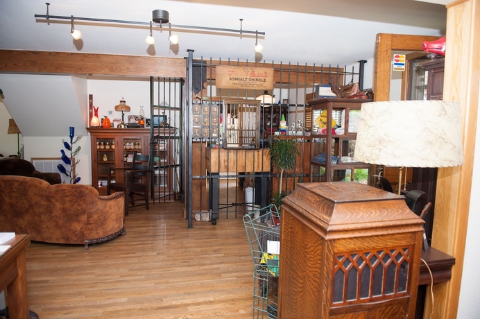 Imagen de los interiores del Hotel Beaver Lakeview Resort. Foto 15