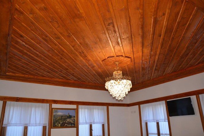Imagen de la habitación del Hotel Bebej Tradicional. Foto 4
