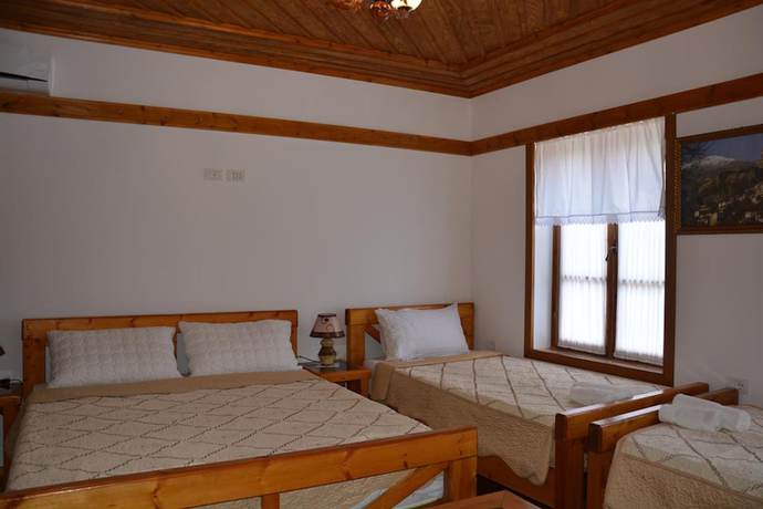 Imagen de la habitación del Hotel Bebej Tradicional. Foto 5