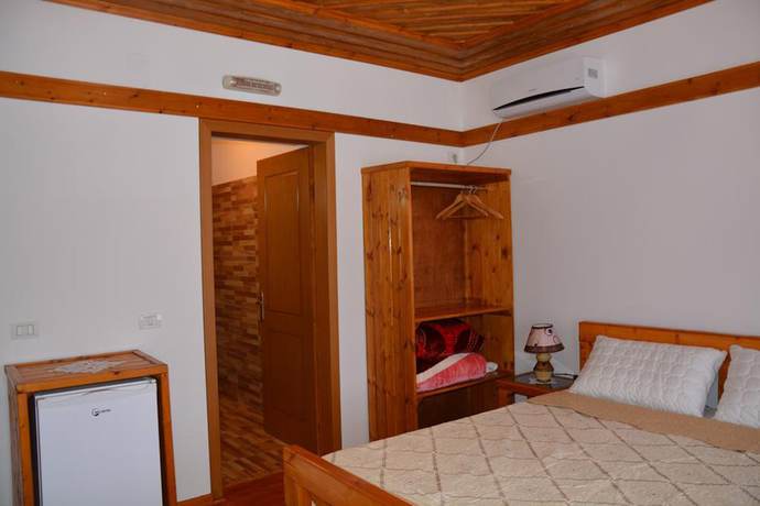 Imagen de la habitación del Hotel Bebej Tradicional. Foto 8