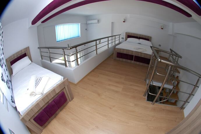 Imagen general del Hotel Bebi Apartments. Foto 3