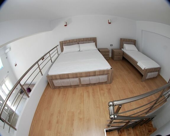 Imagen general del Hotel Bebi Apartments. Foto 6