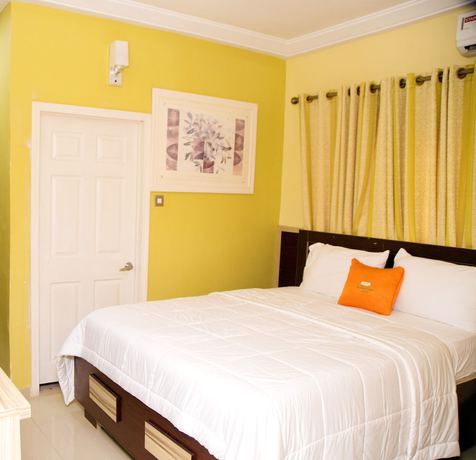 Imagen de la habitación del Hotel Beck Flo and Suites Ent. Foto 9