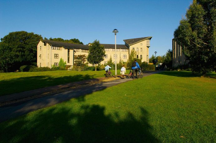 Imagen de los exteriores del Hotel Becket Court - University Of Kent. Foto 6