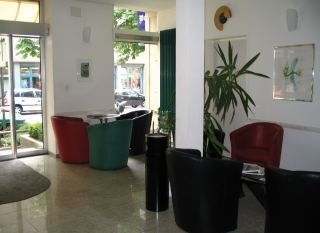 Imagen de los interiores del Hotel Becozy Self Check-in Pop-Up Hotel Basel. Foto 4