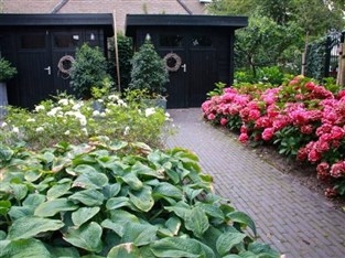 Imagen de los exteriores del Hotel Bed And Breakfast Oude Rijn. Foto 3