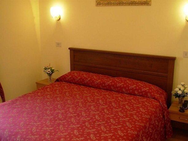 Imagen general del Hotel Bed In Roma. Foto 2