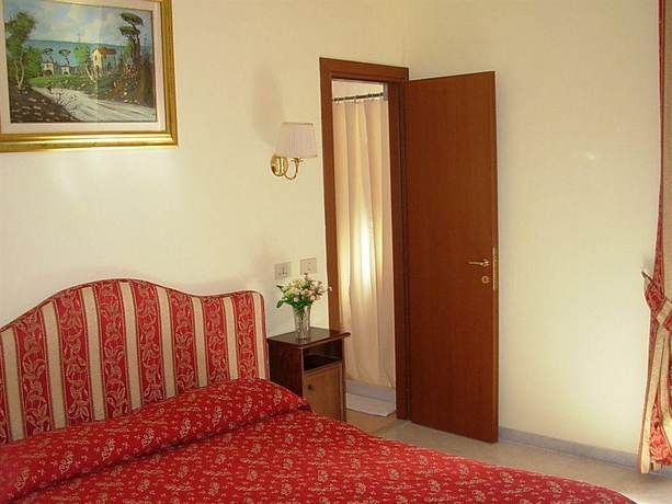 Imagen general del Hotel Bed In Roma. Foto 7