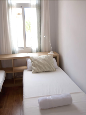 Imagen de la habitación del Hotel Bed and Beach Barcelona Guesthouse. Foto 14