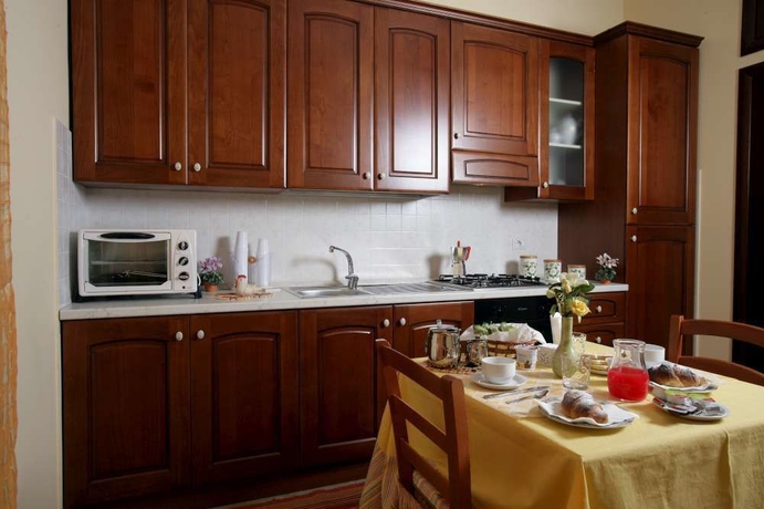 Imagen del bar/restaurante del Hotel Bed and Breakfast Dionisio. Foto 6