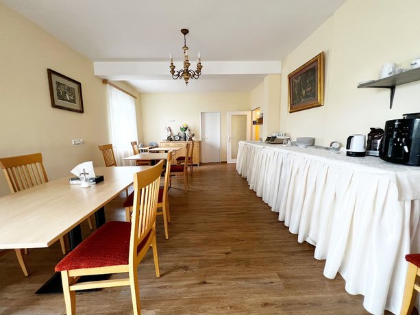 Imagen del bar/restaurante del Hotel Bed and Breakfast Eder. Foto 2