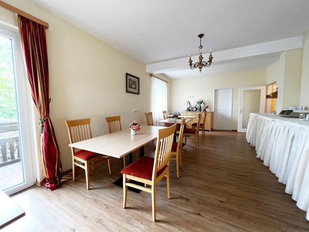 Imagen del bar/restaurante del Hotel Bed and Breakfast Eder. Foto 3