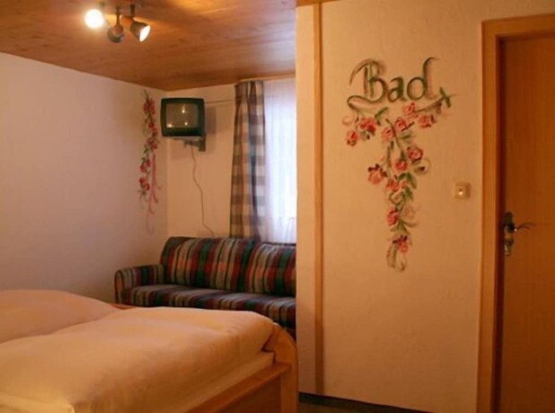 Imagen de la habitación del Hotel Bed and Breakfast Jungholz. Foto 19