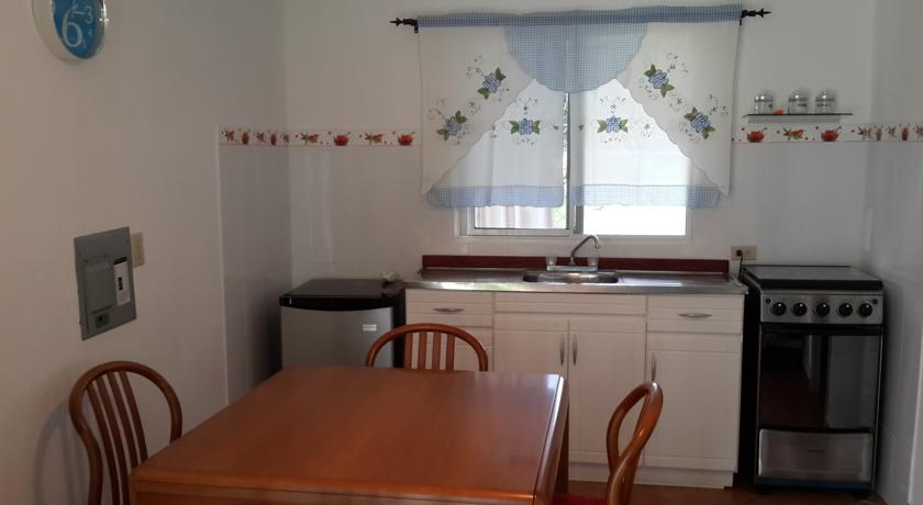 Imagen de los interiores del Hotel Bed and Breakfast Little Italy. Foto 12