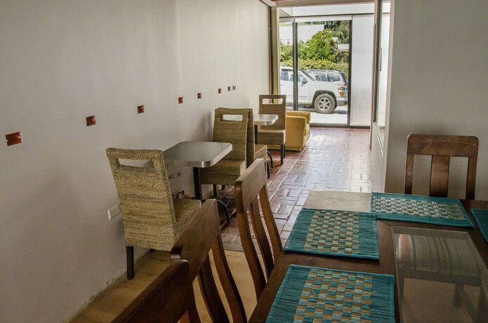 Imagen del bar/restaurante del Hotel Bed and Breakfast Manque. Foto 16
