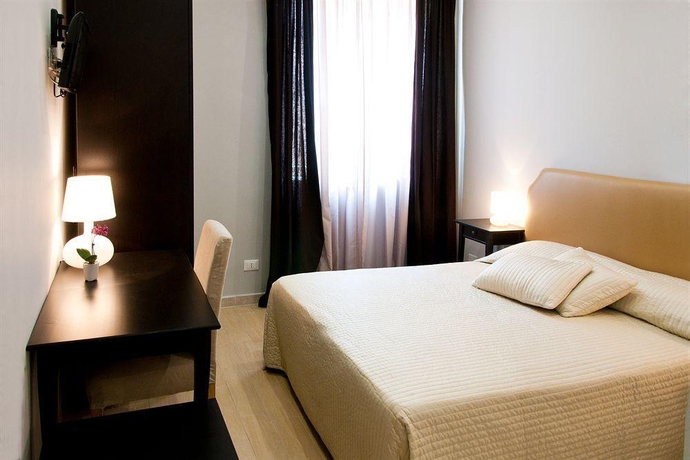 Imagen general del Hotel Bed and Breakfast Operà, Palermo. Foto 5