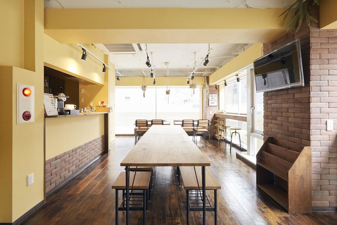 Imagen del bar/restaurante del Hotel Bed and Breakfast RENGA &ndash; Hostel. Foto 8