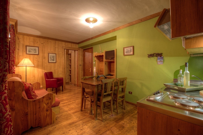 Imagen de los interiores del Hotel Bed and Breakfast Residence Checrouit. Foto 14