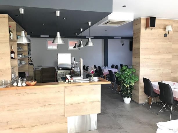 Imagen del bar/restaurante del Hotel Bed and Breakfast Sidro. Foto 5