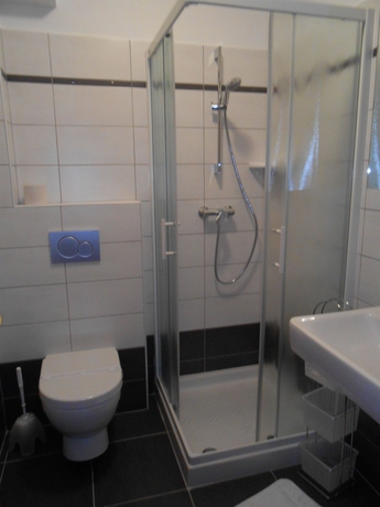 Imagen de la habitación del Hotel Bed and Breakfast Vila Kristina. Foto 5