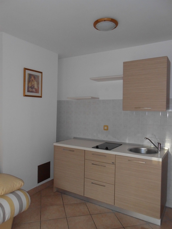 Imagen de la habitación del Hotel Bed and Breakfast Vila Kristina. Foto 10