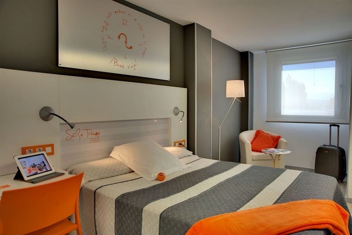 Imagen de la habitación del Hotel Bed4u Pamplona. Foto 5