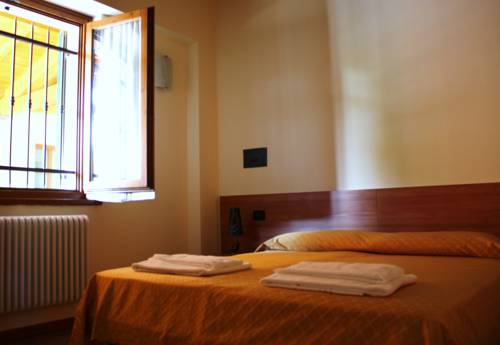 Imagen de la habitación del Hotel Bed&wine. Foto 3