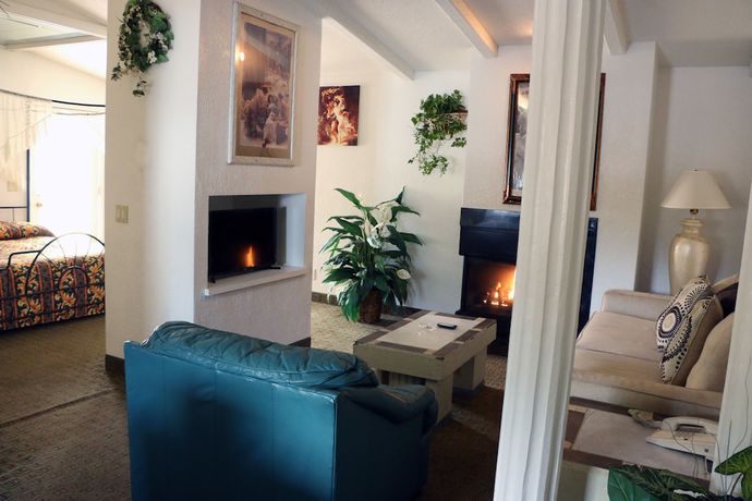 Imagen de la habitación del Hotel Bedford Inn. Foto 13