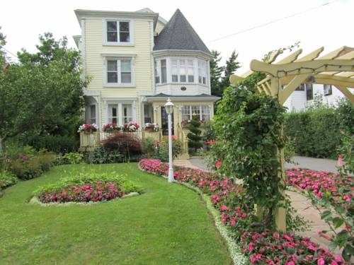 Imagen general del Hotel Bedham Hall Bed and Breakfast. Foto 4