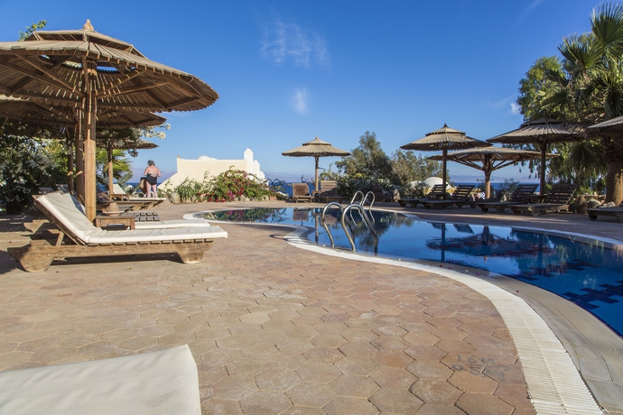 Imagen de la piscina del Hotel Bedouin Moon. Foto 5