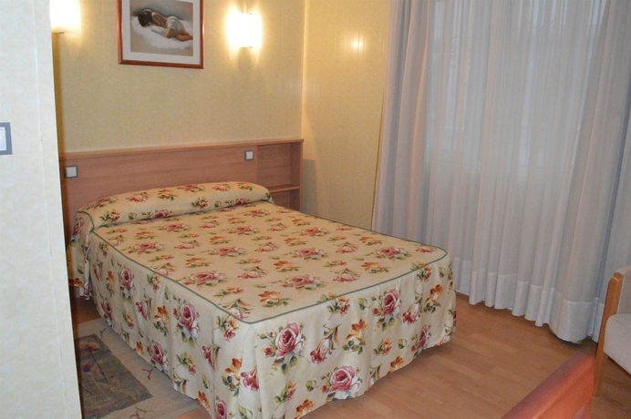 Imagen de la habitación del Hotel Bedoya. Foto 6