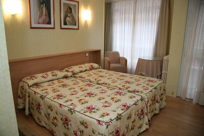 Imagen de la habitación del Hotel Bedoya. Foto 8