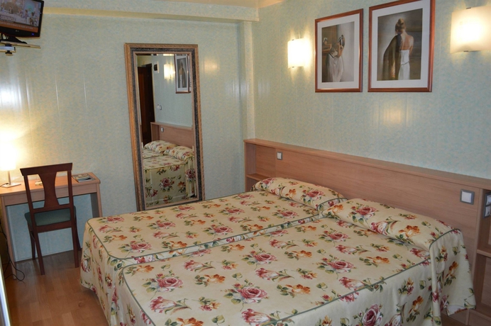 Imagen de la habitación del Hotel Bedoya. Foto 9