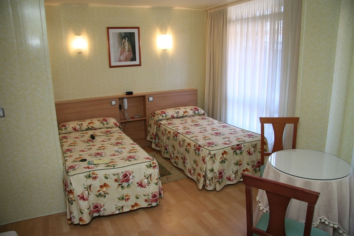 Imagen de la habitación del Hotel Bedoya. Foto 10