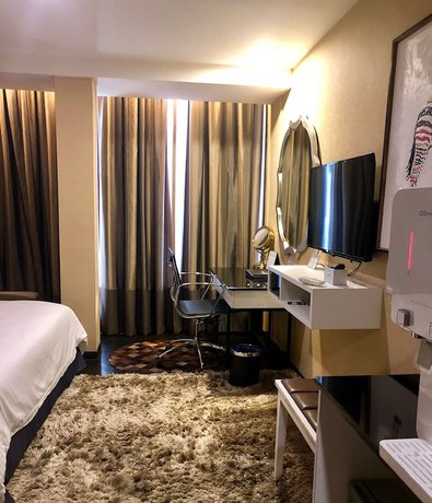 Imagen de la habitación del Hotel Bedrock Hotel. Foto 8