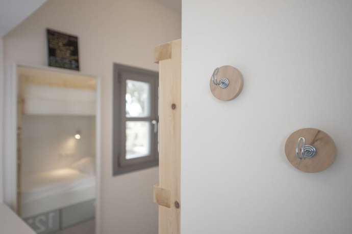 Imagen de la habitación del Hotel Bedspot Hostel, Ormos Athinios. Foto 2