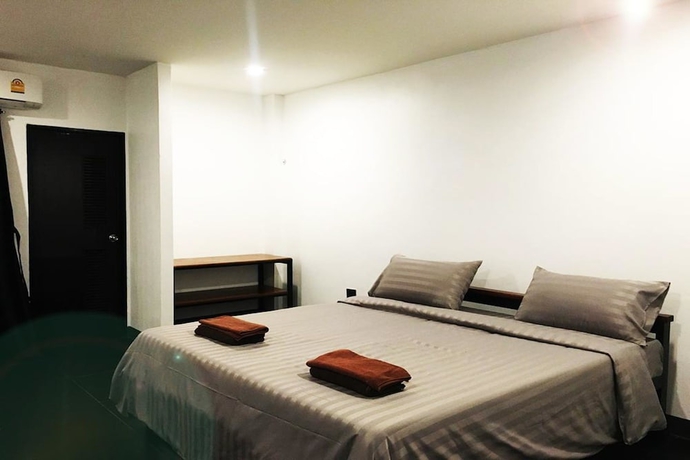 Imagen de la habitación del Hotel Bedtel. Foto 12