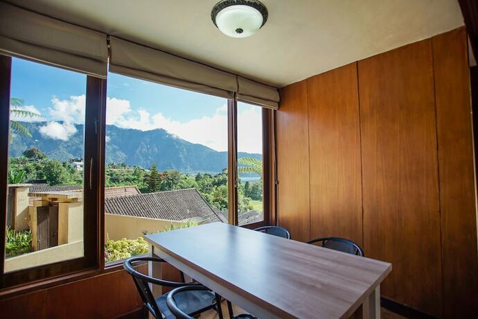 Imagen general del Hotel Bedugul Lake View Villa. Foto 2