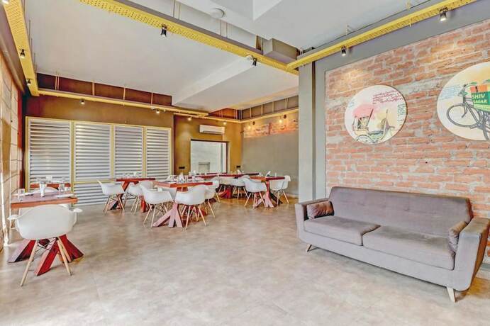 Imagen del bar/restaurante del Hotel Beebiz Guindy. Foto 15